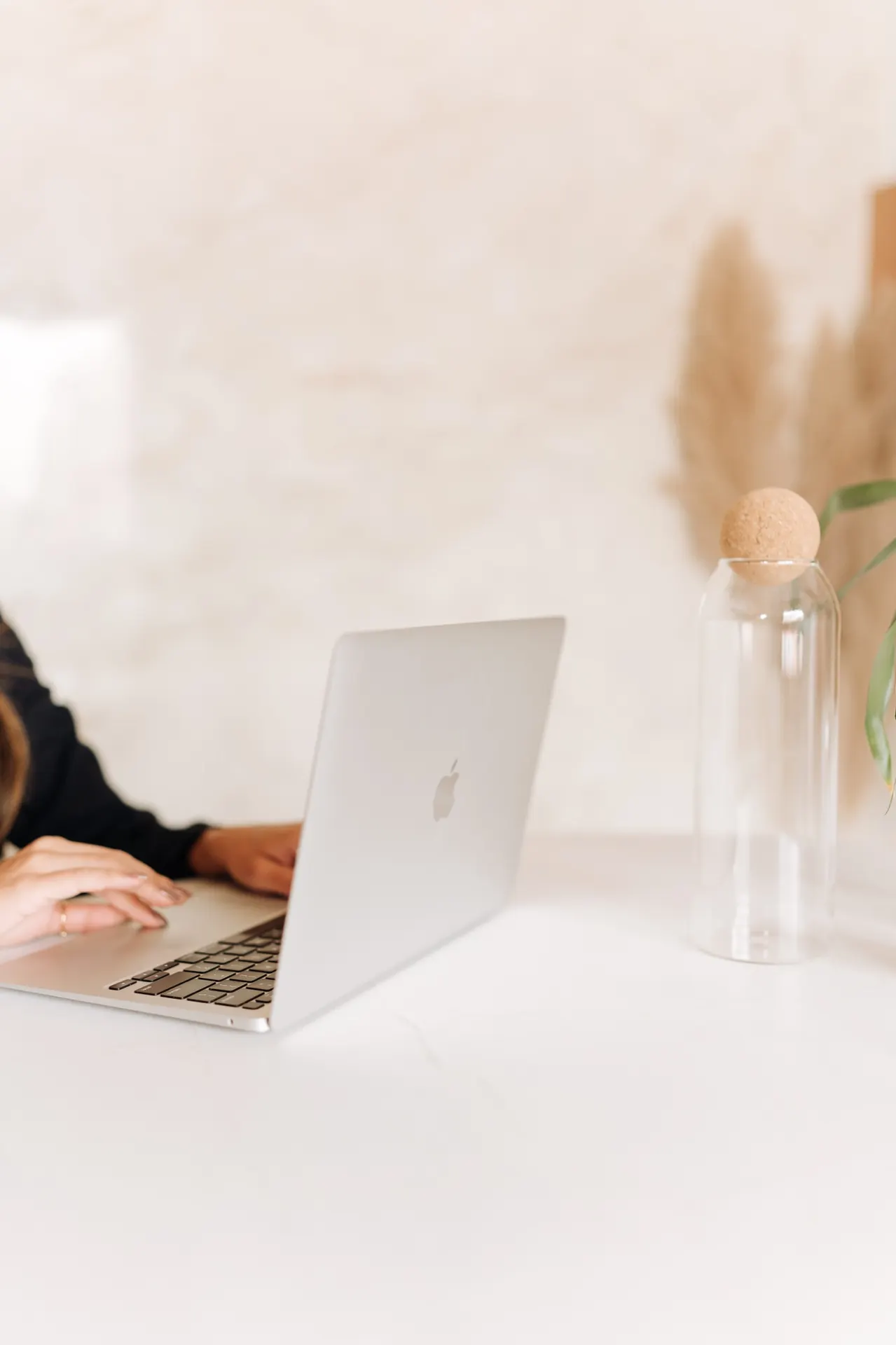 MacBook na mesa